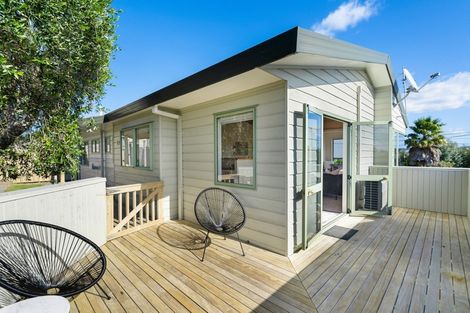 Photo of property in 19 Tiri Road, Manly, Whangaparaoa, 0930