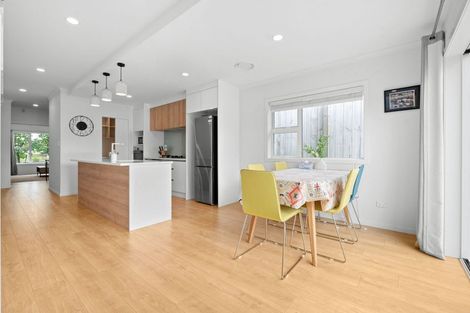 Photo of property in 1/7 Tudor Crescent, Chedworth, Hamilton, 3210