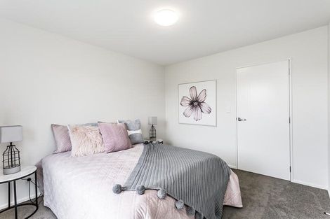 Photo of property in 52 Silver Springs Boulevard, Mosgiel, 9024