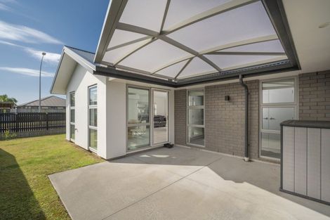 Photo of property in 176 Te Okuroa Drive, Papamoa, 3118