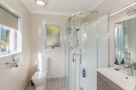 Photo of property in 72 Fairfield Road, Levin, 5510