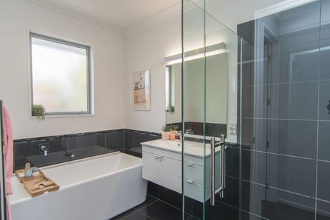 Photo of property in 8 Glenview Terrace, Highfield, Timaru, 7910