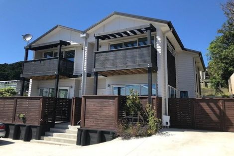 Photo of property in 35b Herald Street, Berhampore, Wellington, 6023