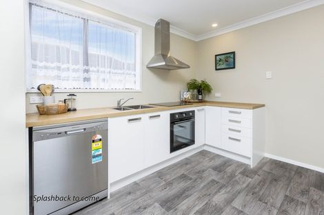 Photo of property in 380 Cambridge Terrace, Naenae, Lower Hutt, 5011