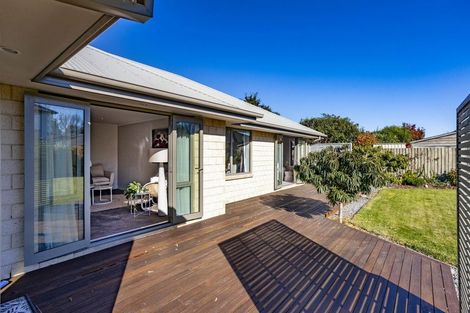 Photo of property in 2 Ascot Place, Rangiora, 7400