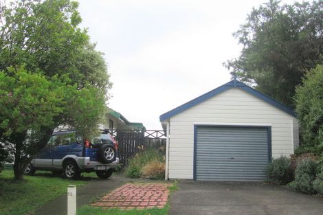 Photo of property in 52 Hicks Close, Whitby, Porirua, 5024