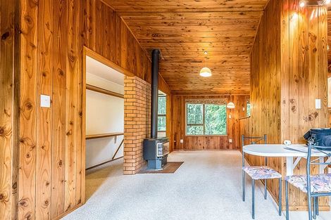 Photo of property in 3 Hebe Place, Birkenhead, Auckland, 0626