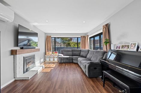 Photo of property in 26 Rowses Road, Aranui, Christchurch, 8061