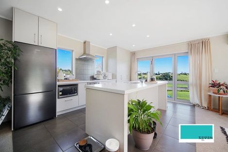 Photo of property in 56 Broomfields Road, Whitford, Howick, 2571