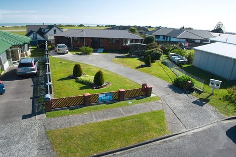 Photo of property in 18 Parfitt Place, Greymouth, 7805