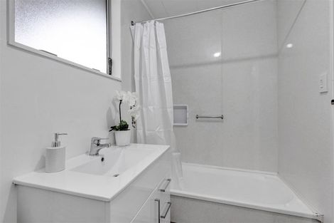 Photo of property in 18 Culzean Grove, Bell Block, New Plymouth, 4312