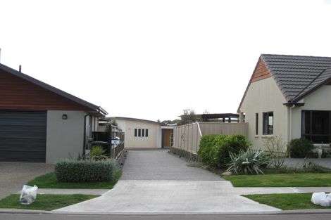 Photo of property in 11 Olive Grove, Havelock North, 4130