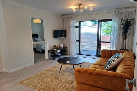 Photo of property in 2/33 Van Diemen Street, Nelson South, Nelson, 7010