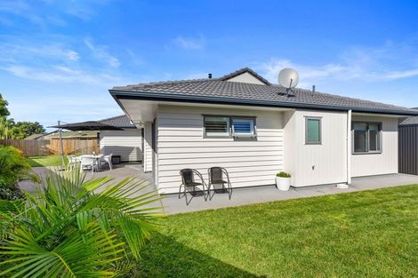 Photo of property in 27 Seychelles Drive, Papamoa Beach, Papamoa, 3118