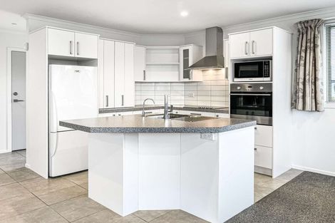 Photo of property in Henry Russell Estate, 8/36 Belgrove Drive, Waipukurau, 4200