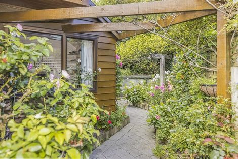 Photo of property in 5 Margaret Street, Wadestown, Wellington, 6012