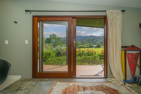 Photo of property in 40 Victoria Street, Coromandel, 3506