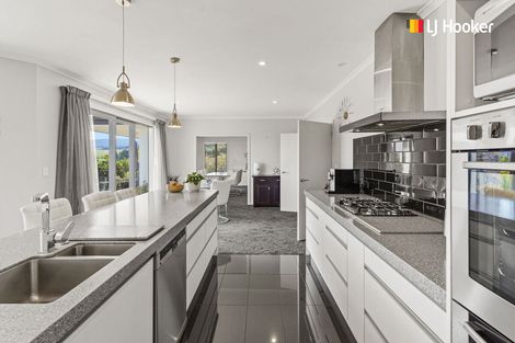 Photo of property in 218 Gladstone Road North, Mosgiel, 9024