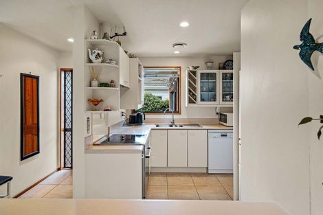 Photo of property in 82 Middleton Road, Upper Riccarton, Christchurch, 8041