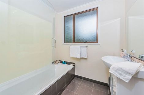 Photo of property in 3/23 Rehia Road, Massey, Auckland, 0614