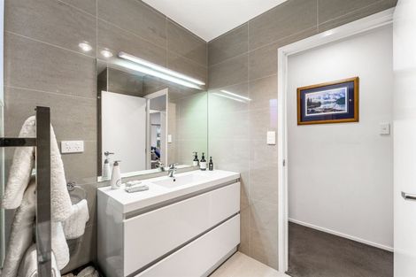 Photo of property in 3/3 Marsh Avenue, Forrest Hill, Auckland, 0620