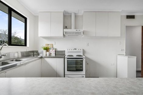 Photo of property in 2a Barclay Place, Burwood, Christchurch, 8061