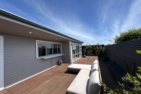 Photo of property in 29 Kiriwai Road, Paremata, Porirua, 5024