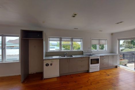 Photo of property in 5 Routley Drive, Glen Eden, Auckland, 0602