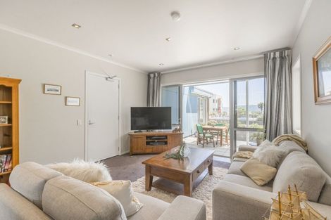 Photo of property in 4-u7 Seaview Road, Paraparaumu Beach, Paraparaumu, 5032