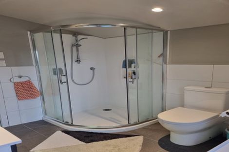 Photo of property in 61u1 Black Rock Road, Newlands, Wellington, 6037