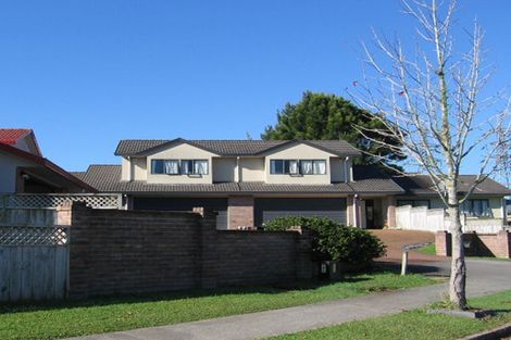 Photo of property in 8/19 Roanoke Way, Albany, Auckland, 0632