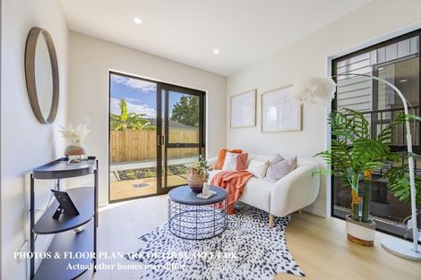 Photo of property in 12a Scarlet Drive, Ranui, Auckland, 0612