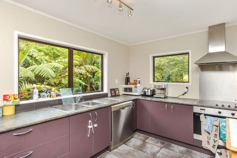 Photo of property in 38 Boylan Road, Titirangi, Auckland, 0604