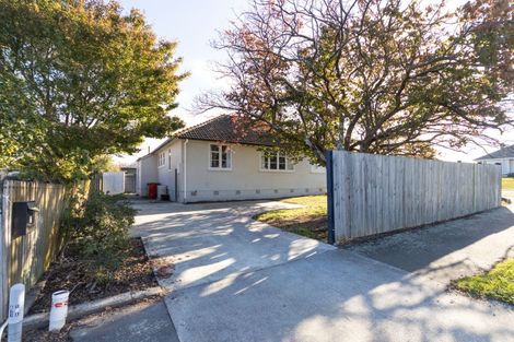 Photo of property in 2 Forth Terrace, Roslyn, Palmerston North, 4414