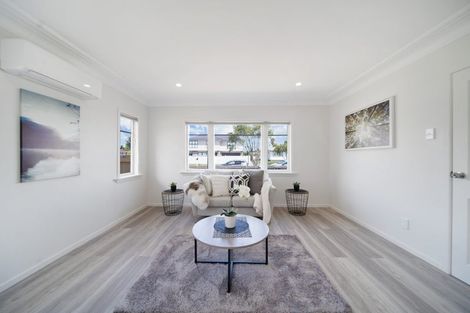 Photo of property in 1/27 Halsey Road, Manurewa, Auckland, 2102