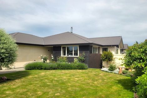 Photo of property in 8 Hewlings Place, Temuka, 7920