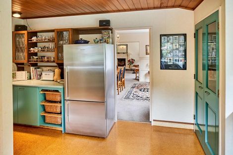 Photo of property in 2 Lady Bell Grove, Lowry Bay, Lower Hutt, 5013