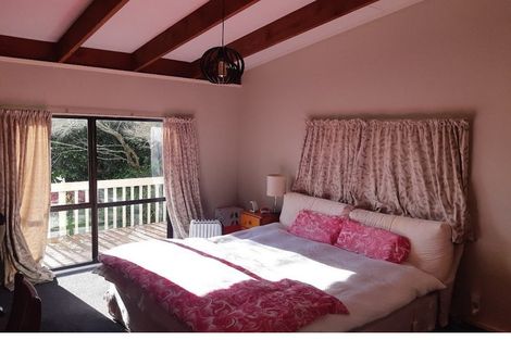 Photo of property in 2/20 Waverley Avenue, Glenfield, Auckland, 0629