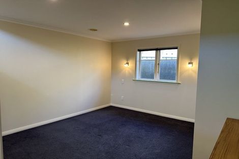 Photo of property in 42 Raroa Road, Kelburn, Wellington, 6012