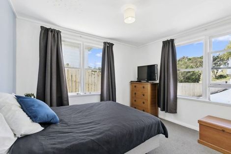 Photo of property in 41 Dimock Street, Titahi Bay, Porirua, 5022