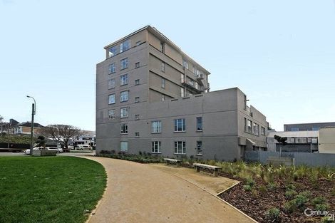 Photo of property in Grandstand Apartments, 80u8 Kent Terrace, Mount Victoria, Wellington, 6011