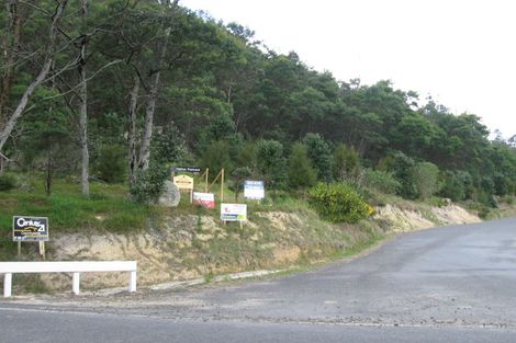 Photo of property in 32 Sarahs Hill, Hahei, Whitianga, 3591