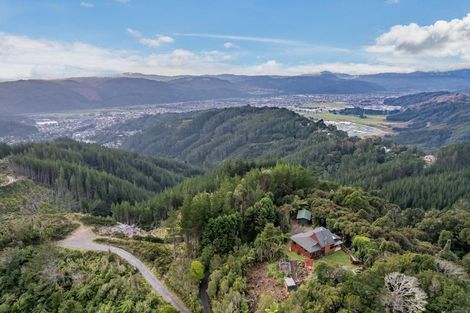 Photo of property in 108 Avro Road, Blue Mountains, Upper Hutt, 5371