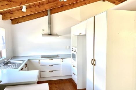 Photo of property in 47 Greenslade Crescent, Northcote, Auckland, 0627