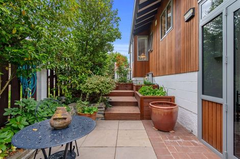 Photo of property in 54 Clyde Road, Ilam, Christchurch, 8041