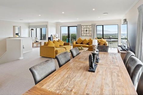 Photo of property in 11 Wilson Way, Waikanae, 5036