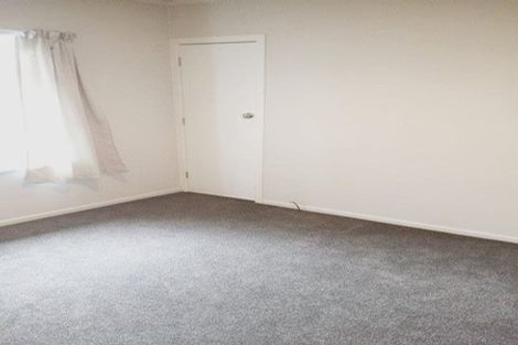 Photo of property in 4 Queen Mary Avenue, New Lynn, Auckland, 0600