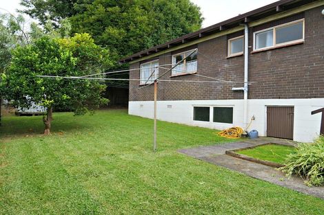 Photo of property in 2/10 Pamela Place, New Lynn, Auckland, 0600
