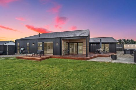Photo of property in 12 Plum Tree Lane, Solway, Masterton, 5810