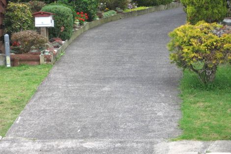 Photo of property in 2/30 Summit Drive, Torbay, Auckland, 0630